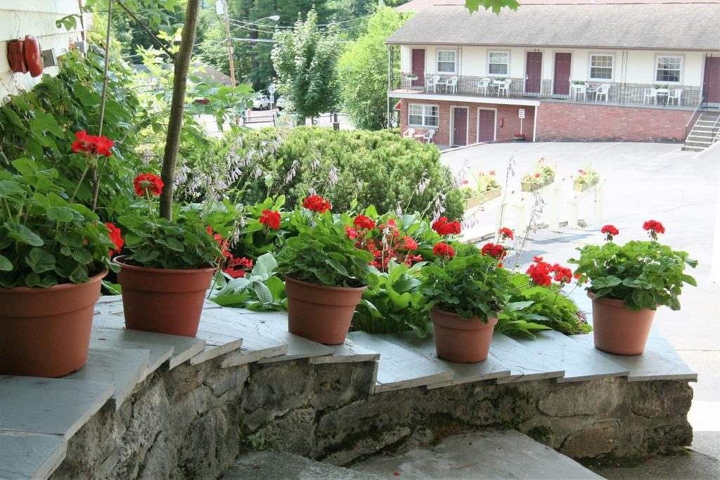 Nordick'S Inn Lake George Esterno foto